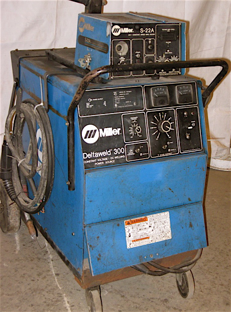 300 AMP MILLER ... MIG WELDER